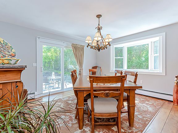 3rd image of 35 Fales Rd