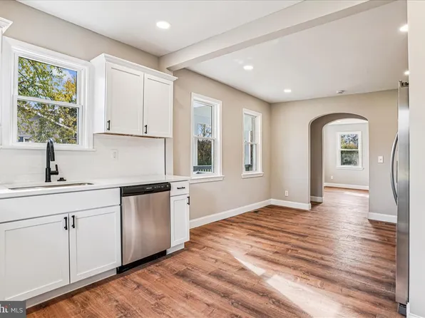 15275 Lukes Ln, Hughesville, MD 20637