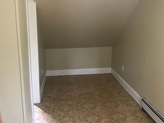 2nd image of 669 S 17th St APT 04