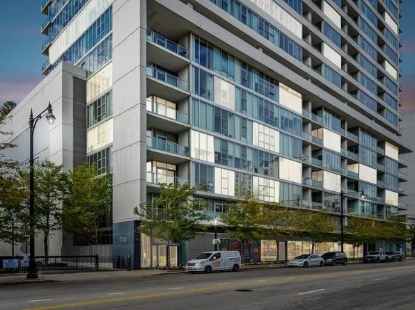1720 S Michigan Ave APT 508, Chicago, IL 60616