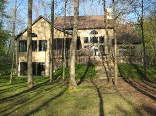 29341 Misty Pine Rd, Dowagiac, MI