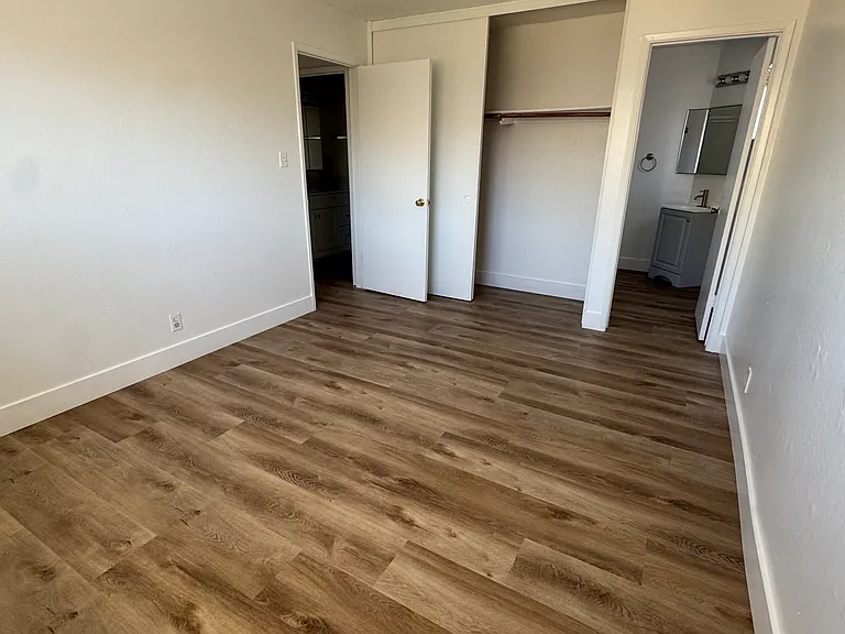 144 Brophy St — Photo 20