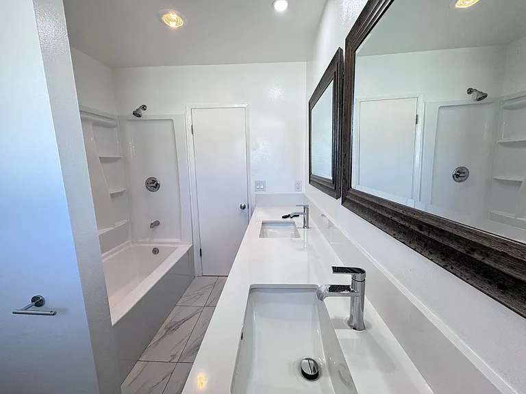 1808 MacKay Ln — Photo 15