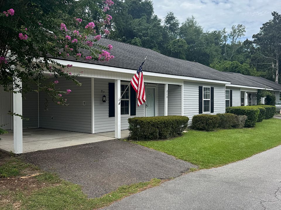 1st image of 210 Cedar Grove Cir