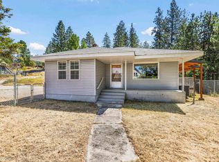 320 N Main St, Springdale, WA 99173