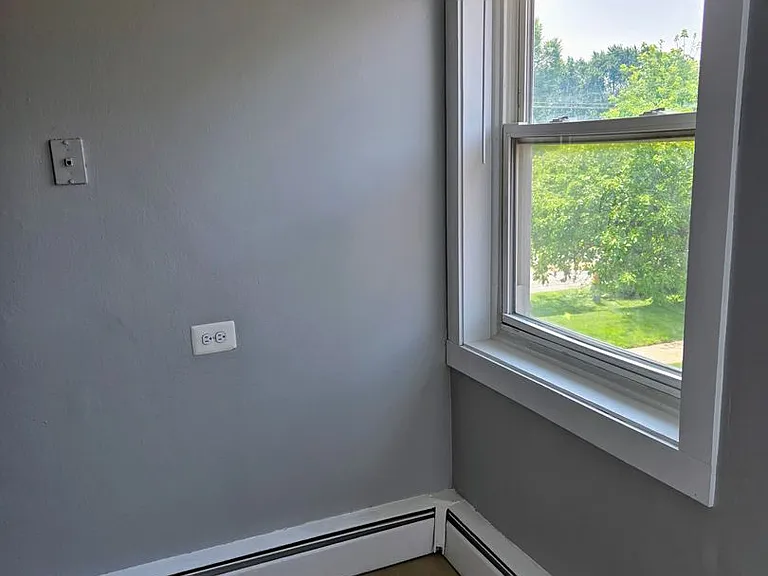 Palatine Park Apartments — Photo 25
