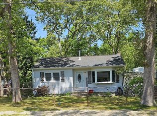 65 Moriches Ave, Mastic, NY 11950