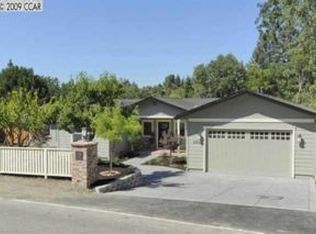 3292 Glenside Dr, Lafayette, CA 94549