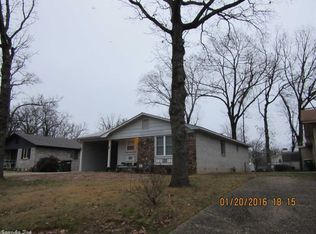 9018 Woodbine St, Sherwood, AR 72120