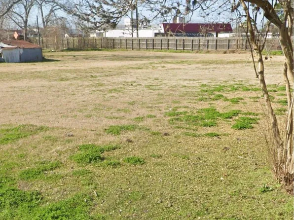 906 Rice St Lot 8-10, Hempstead, TX 77445