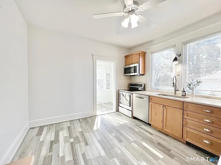 28 Wessels Pl #1 — Photo 10
