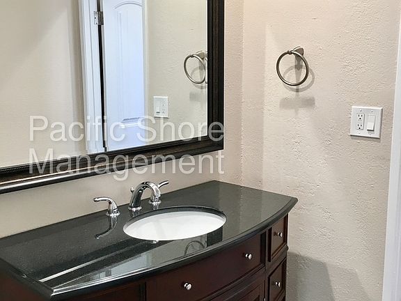 2nd image of 4514 52nd St APT 06