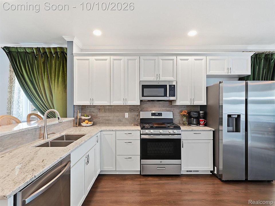 1109 E Pearl Ave, photo 12