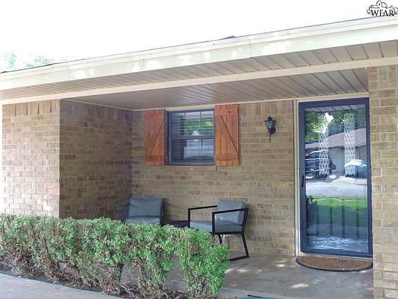 2nd image of 4802 Melissa Lea Ln