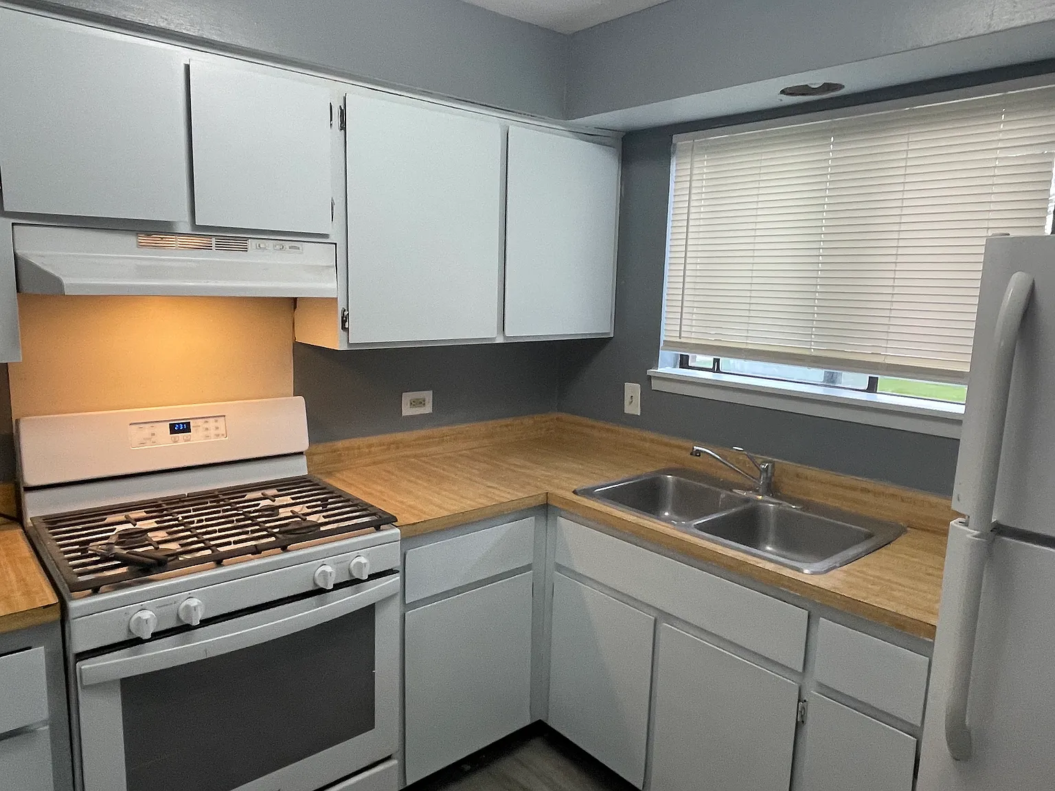 2 bed, 900 sqft, $1,650 — Photo 4