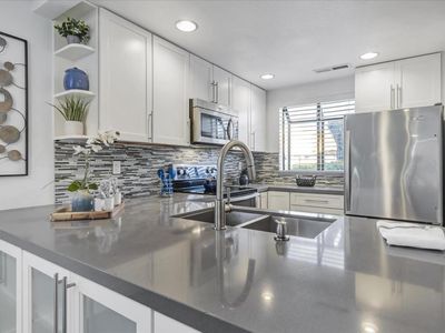 6148 Joaquin Murieta Ave APT E, Newark, CA, 94560