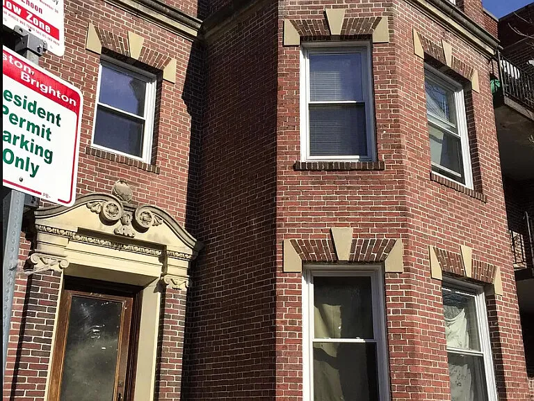 Kelton St — Photo 10