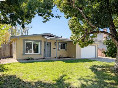 5224 Fitzwilliam Way, Sacramento, CA, 95823