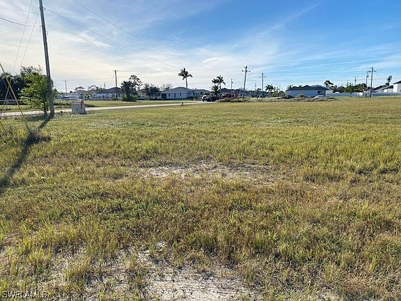4th image of 1224 SW 15th Pl