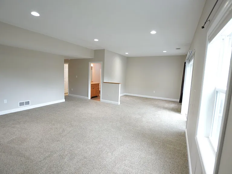 232 Newberry Ln — Photo 17