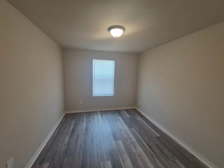 6858 Lakeview Dr #101 — Photo 19
