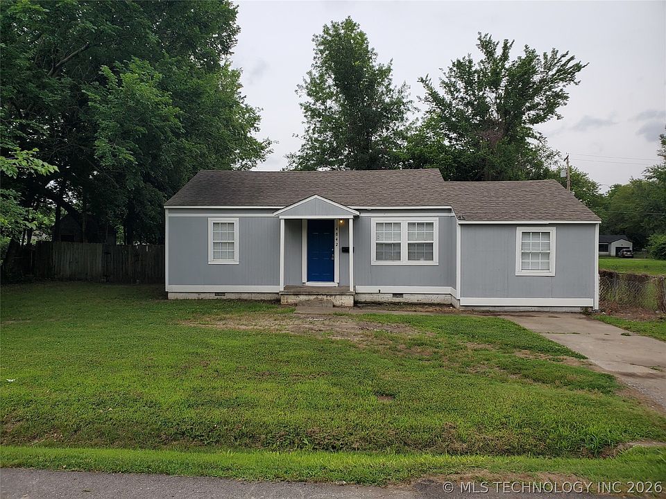 1st image of 4842 N Johnstown Ave