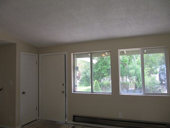 4th image of 8203 109th St E