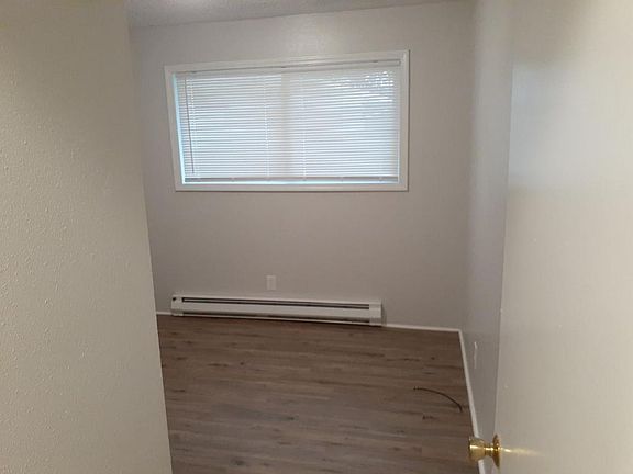 3rd image of 824 NW 5th St