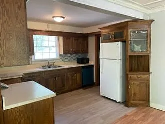 4954 Dickerson Rd — Photo 5