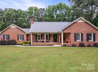 102 Jeffrey Cir, Wingate, NC 28174