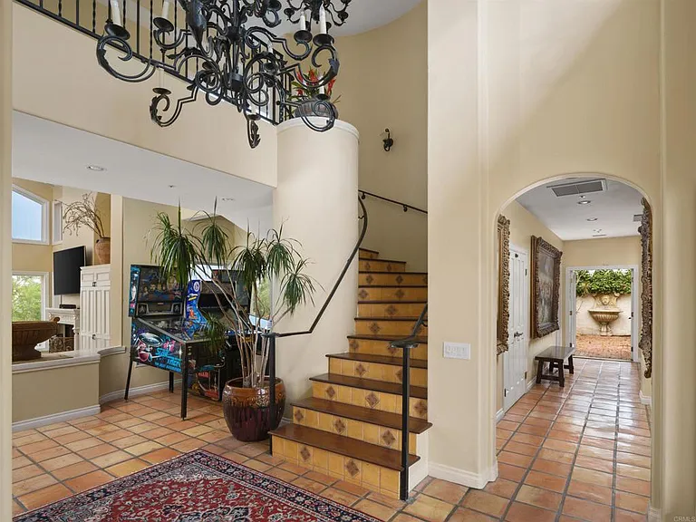 20784 Fortuna Del Norte — Photo 16