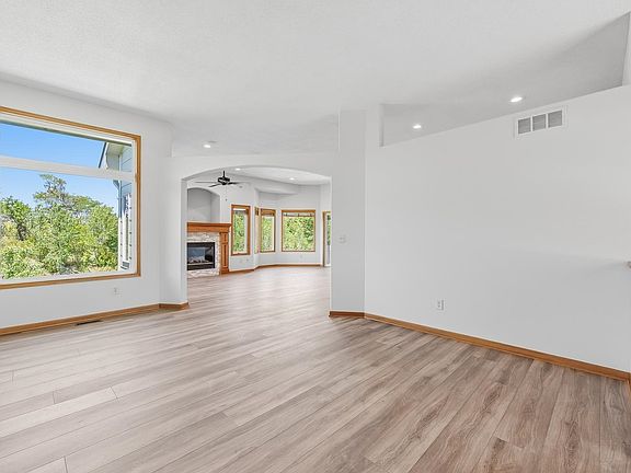 3rd image of 8706 E Scragg St