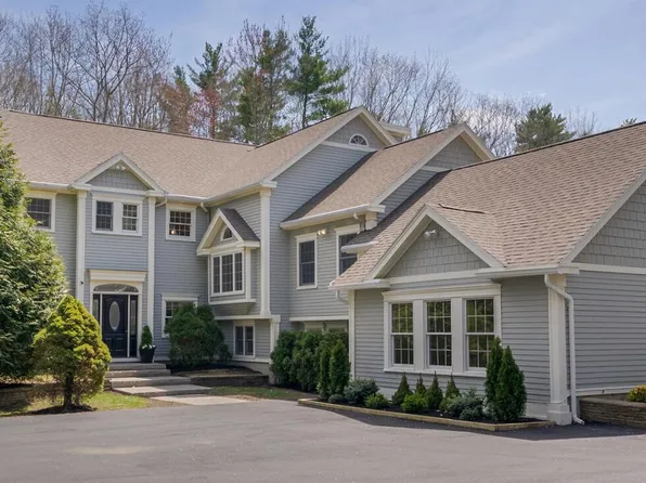 31 Old Blue Point Road, Scarborough, ME 04074