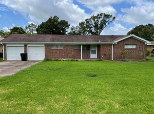 1403 N 17th St, Nederland, TX 77627