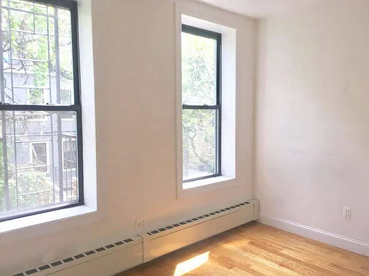 Rented by Premier Metro Realty Corp | media 3