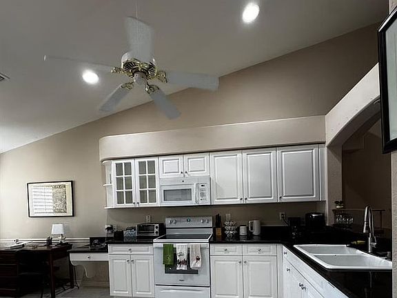 2nd image of 8578 Ibis Cove Cir