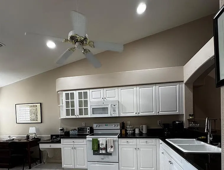 8578 Ibis Cove Cir — Photo 2