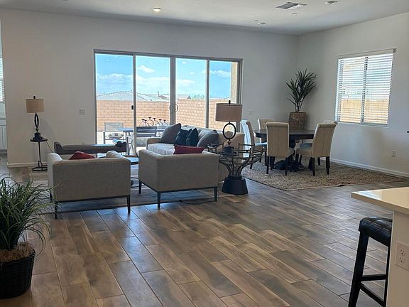 3rd image of 6641 W Winding Knoll Pl