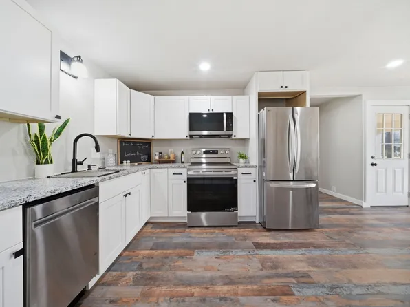 101 Church St, Whitesboro, TX 76273