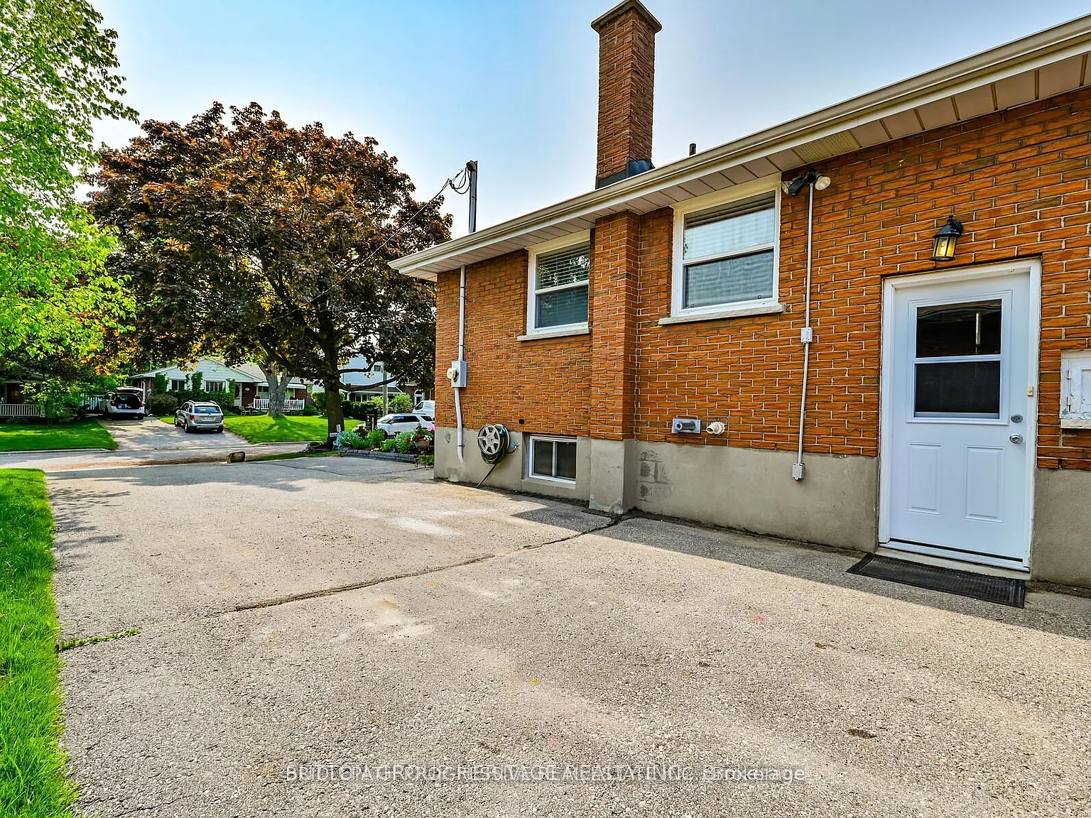 2 bed, $1,700 — Photo 1