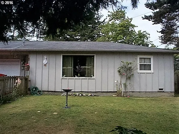 64238 Braley Rd, Coos Bay, OR 97420