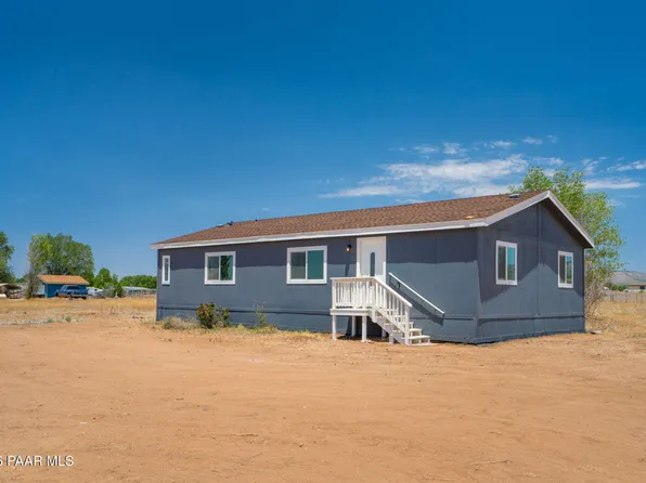 1050 W Lingor Ln, Paulden, AZ 86334