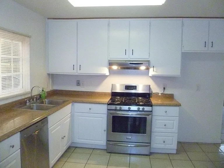 4978 Liverpool St — Photo 3