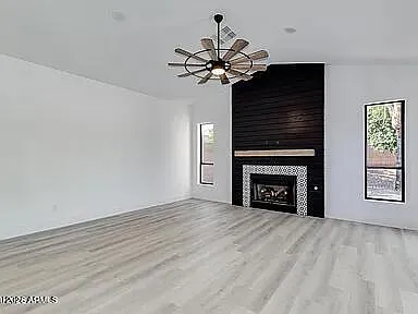 5910 E Woodridge Dr — Photo 9