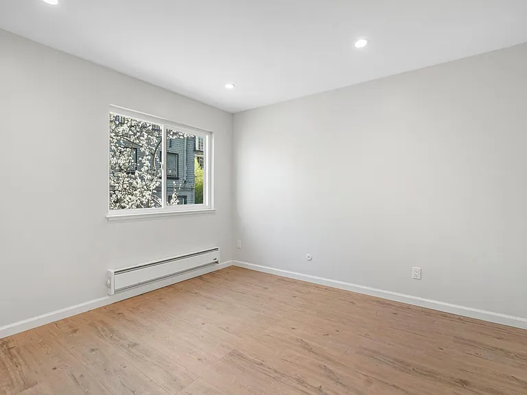 155 Pearl St #308 — Photo 15