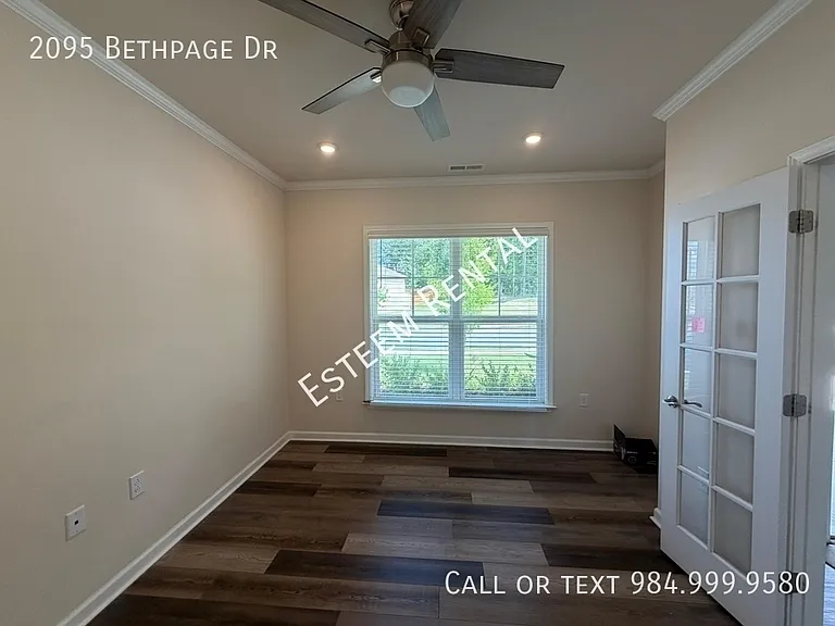 2095 Bethpage Dr — Photo 4