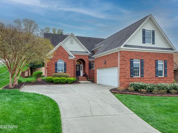 590 Timberline Dr, Lenoir City, TN 37772