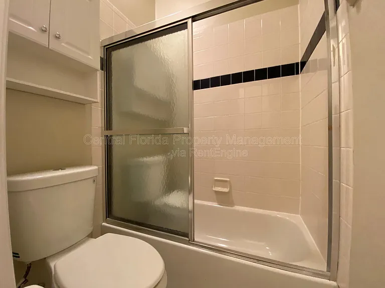 10885 Piping Rock Cir — Photo 14