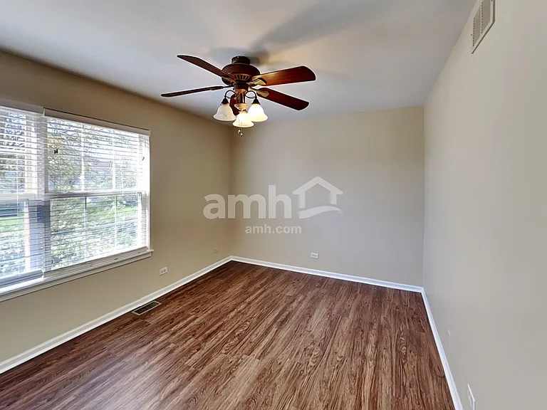 2440 Frost Dr — Photo 17