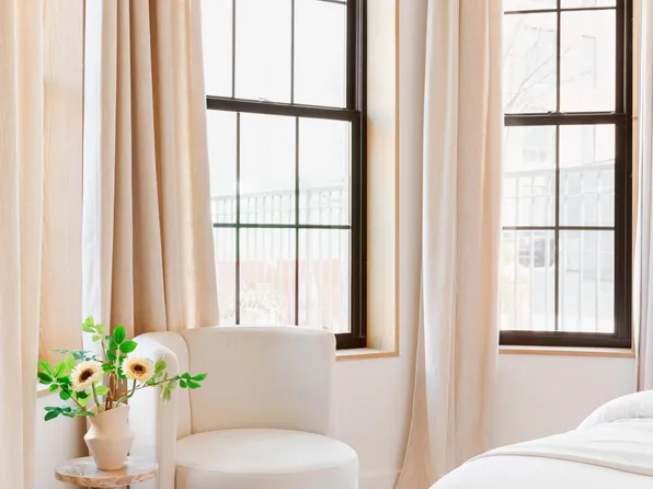 668 Baltic Street image 10 of 21